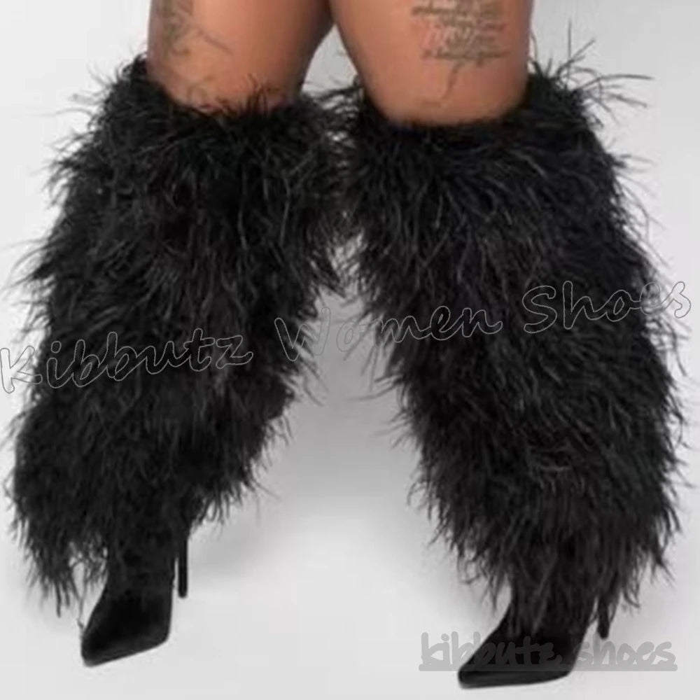 Bottes hautes en plumes
