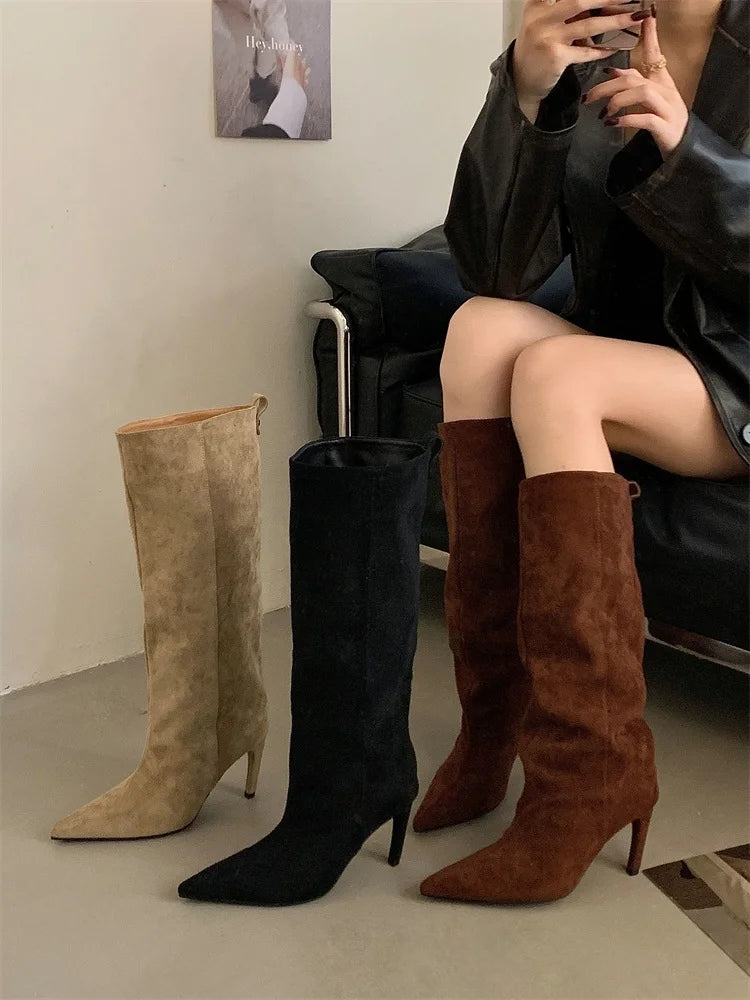 Bottes hautes chaussures à talons fins