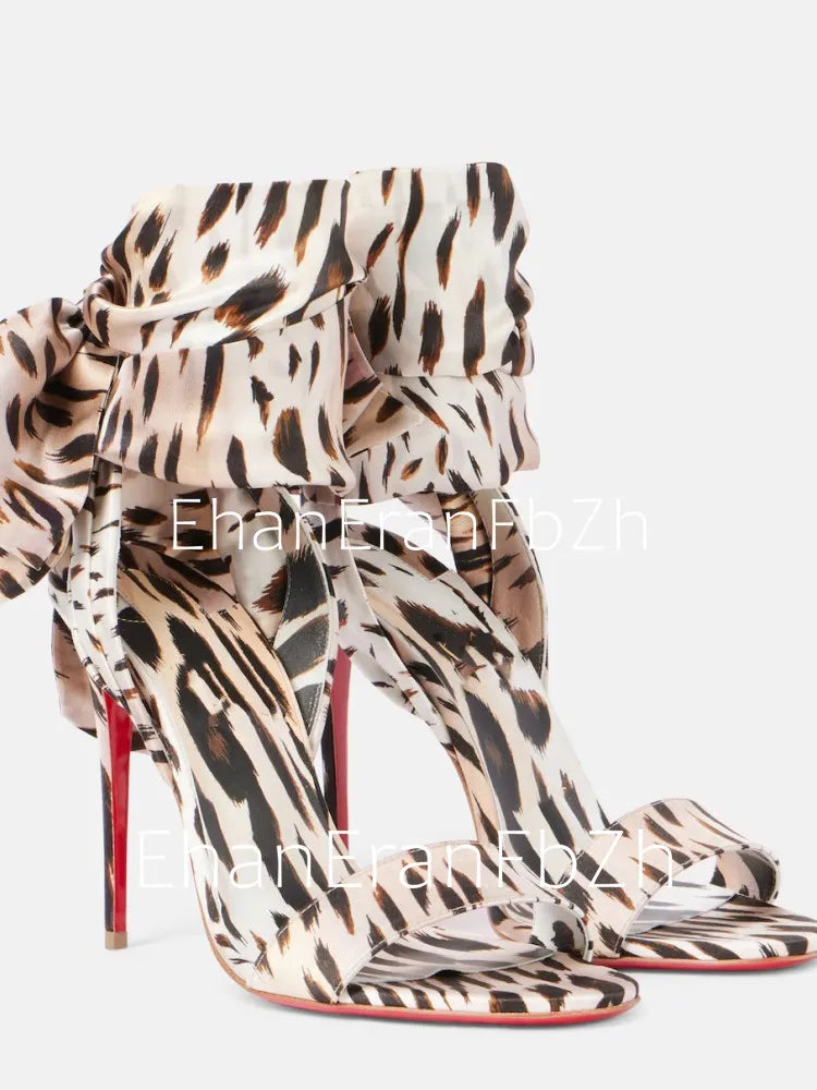 Sandales à talons hauts