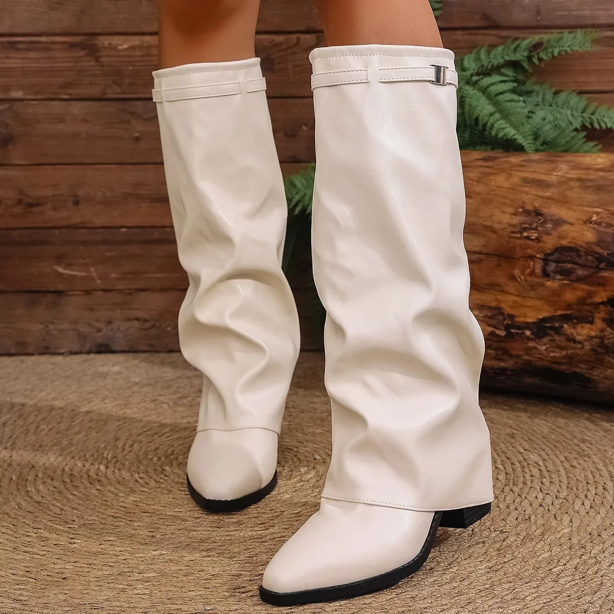 Bottes hautes à talons hauts