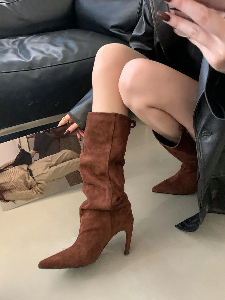 Bottes hautes chaussures à talons fins