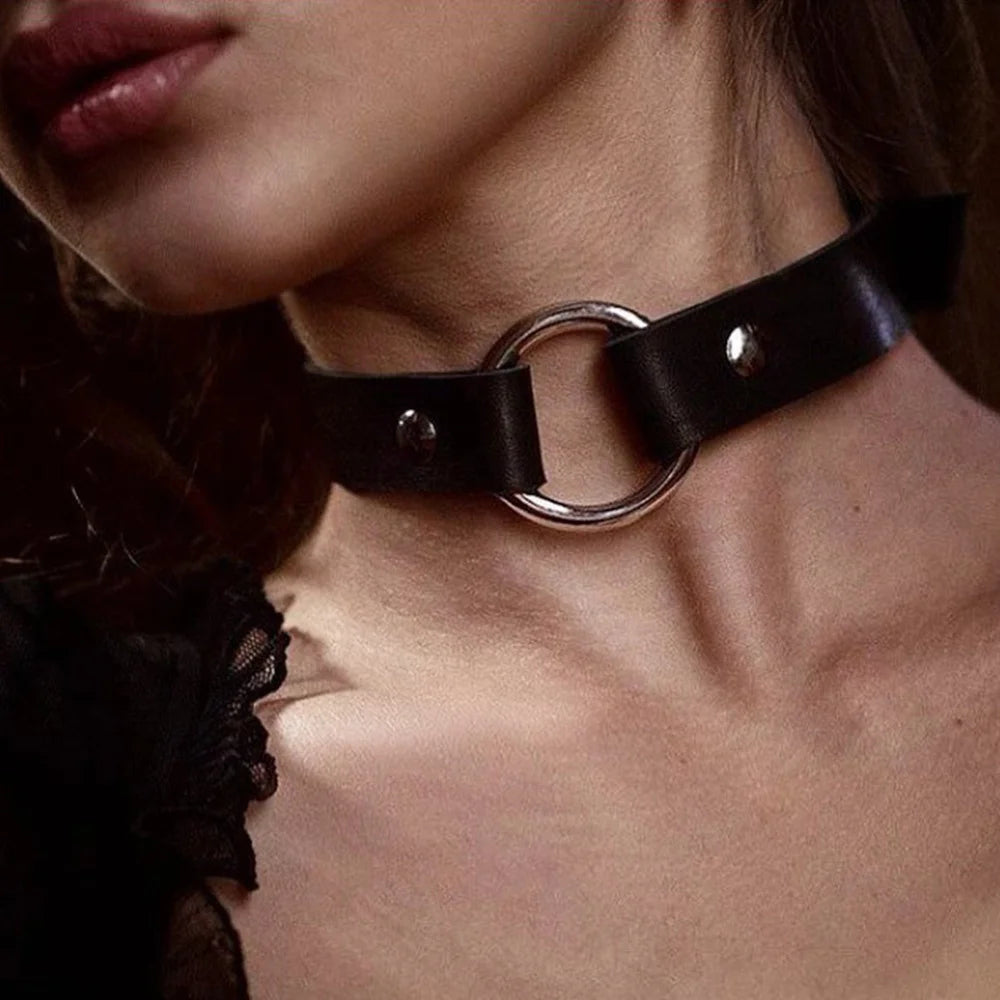 Collier ras du cou noir, en cuir synthétique