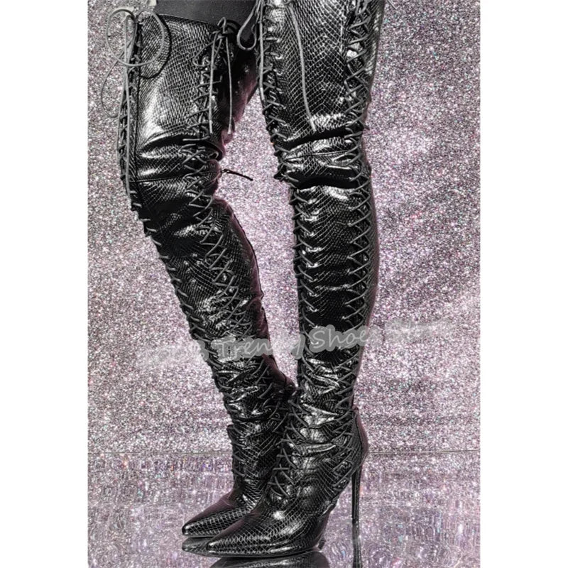 Bottes sexy à talons hauts et bout pointu
