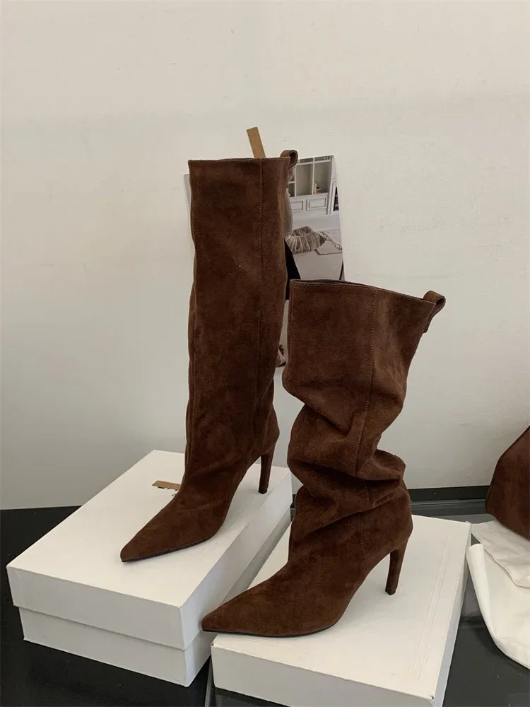 Bottes hautes chaussures à talons fins
