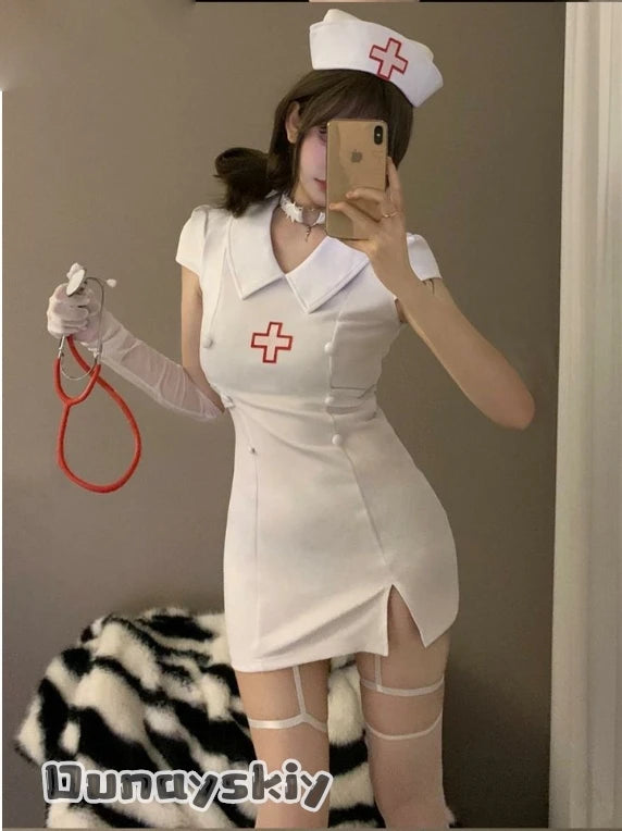 Costume noires et blanches du diable