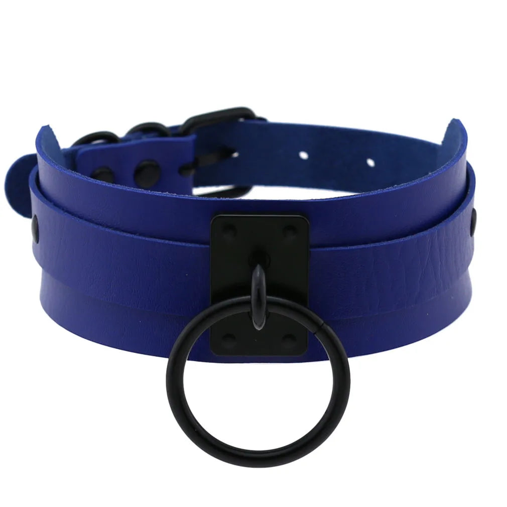 Collier ras du cou noir rond en métal et cuir