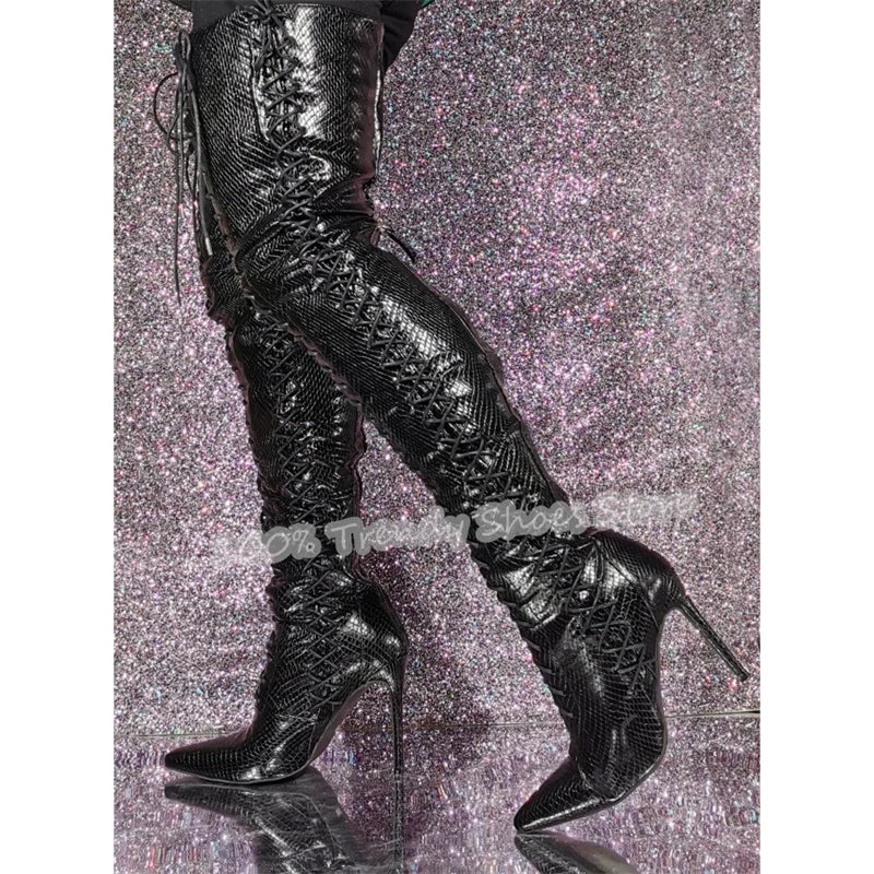 Bottes sexy à talons hauts et bout pointu