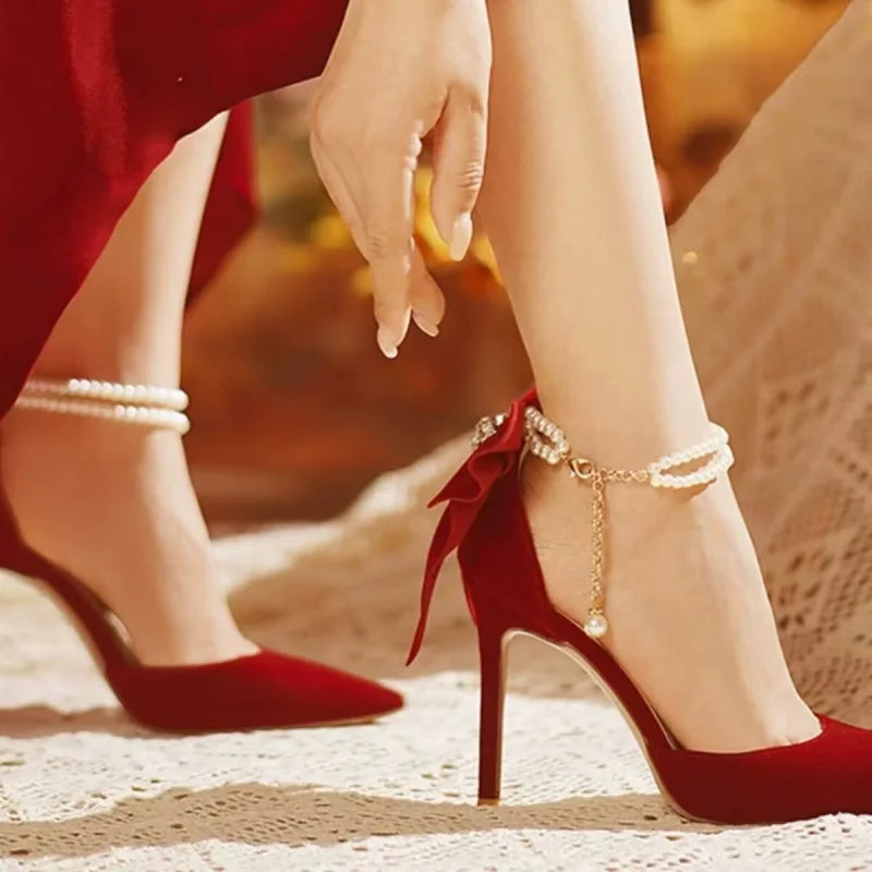 Escarpins à talons fins