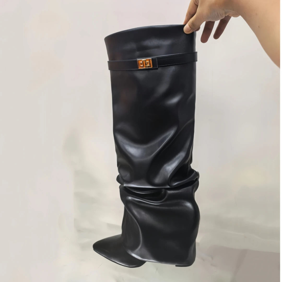 Bottes hautes à talons hauts et épais