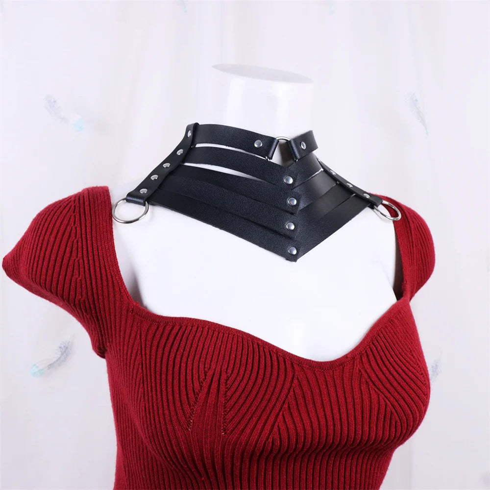 Collier cuir ceinture rivets