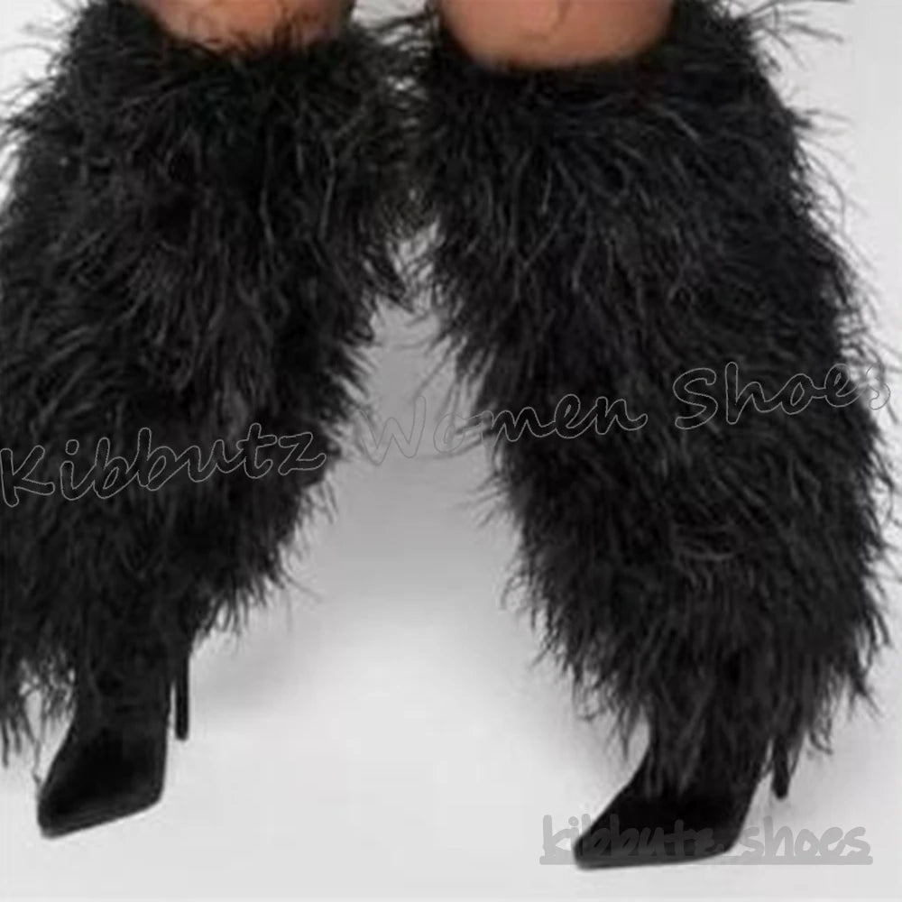 Bottes hautes en plumes
