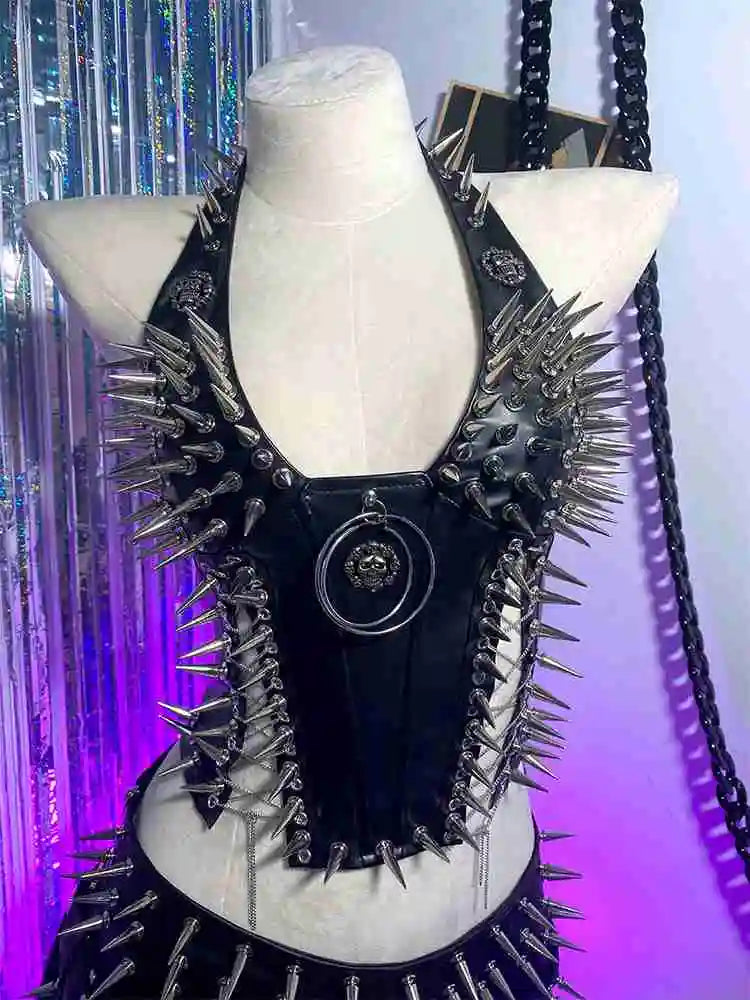 Bustier clouté en cuir vegan, style gothique, court et sexy