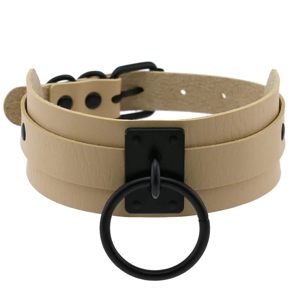 Collier ras du cou noir rond en métal et cuir
