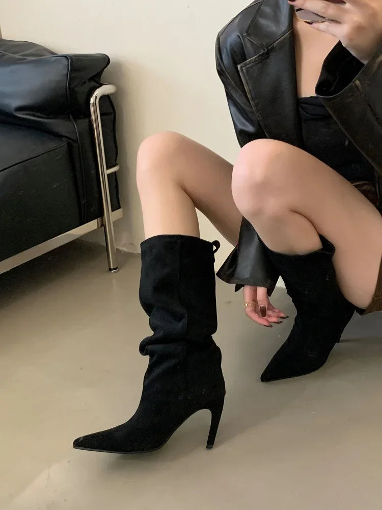 Bottes hautes chaussures à talons fins
