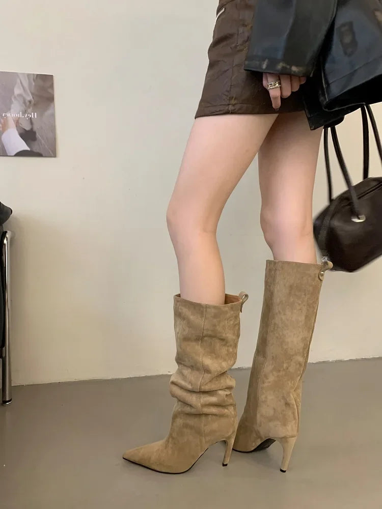 Bottes hautes chaussures à talons fins