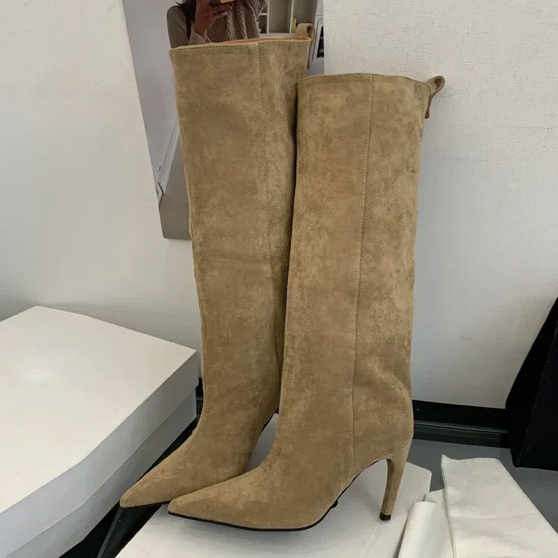 Bottes hautes chaussures à talons fins