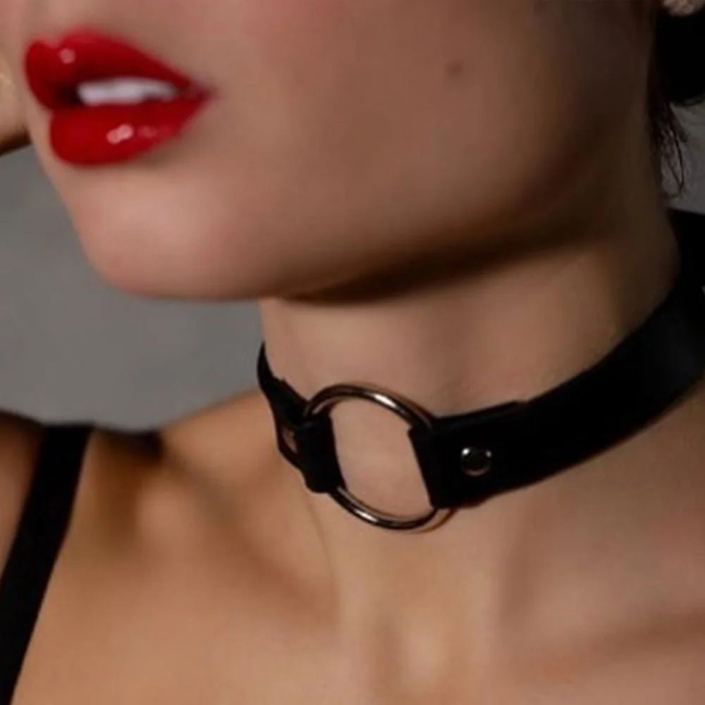 Collier ras du cou noir, en cuir synthétique
