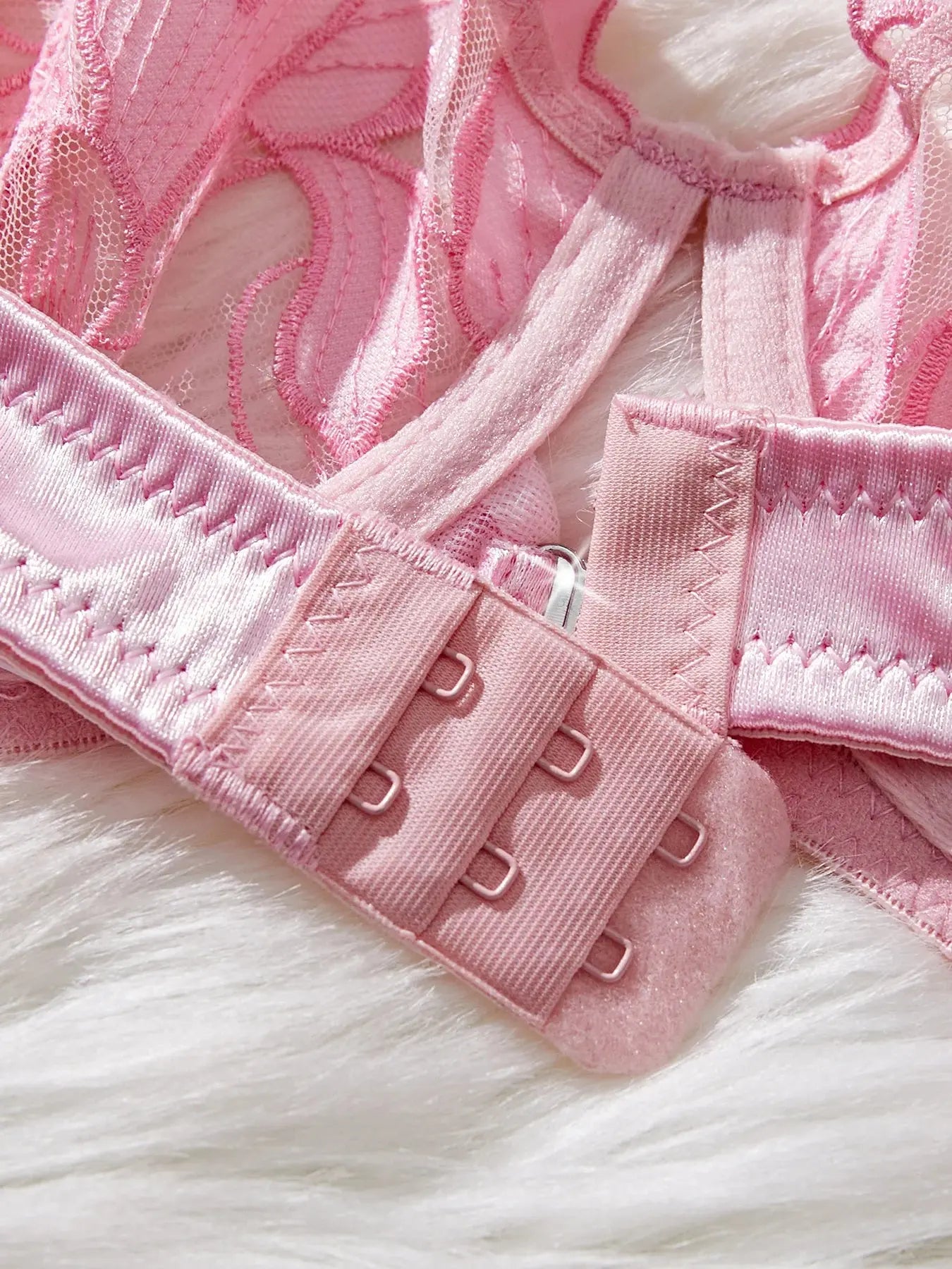 Ensemble de Lingerie Sexy brodé de fleurs pour femmes, Bralette transparente à armatures, soutien-gorge Push Up, culotte, ensemble de 2 pièces Clickbing Market