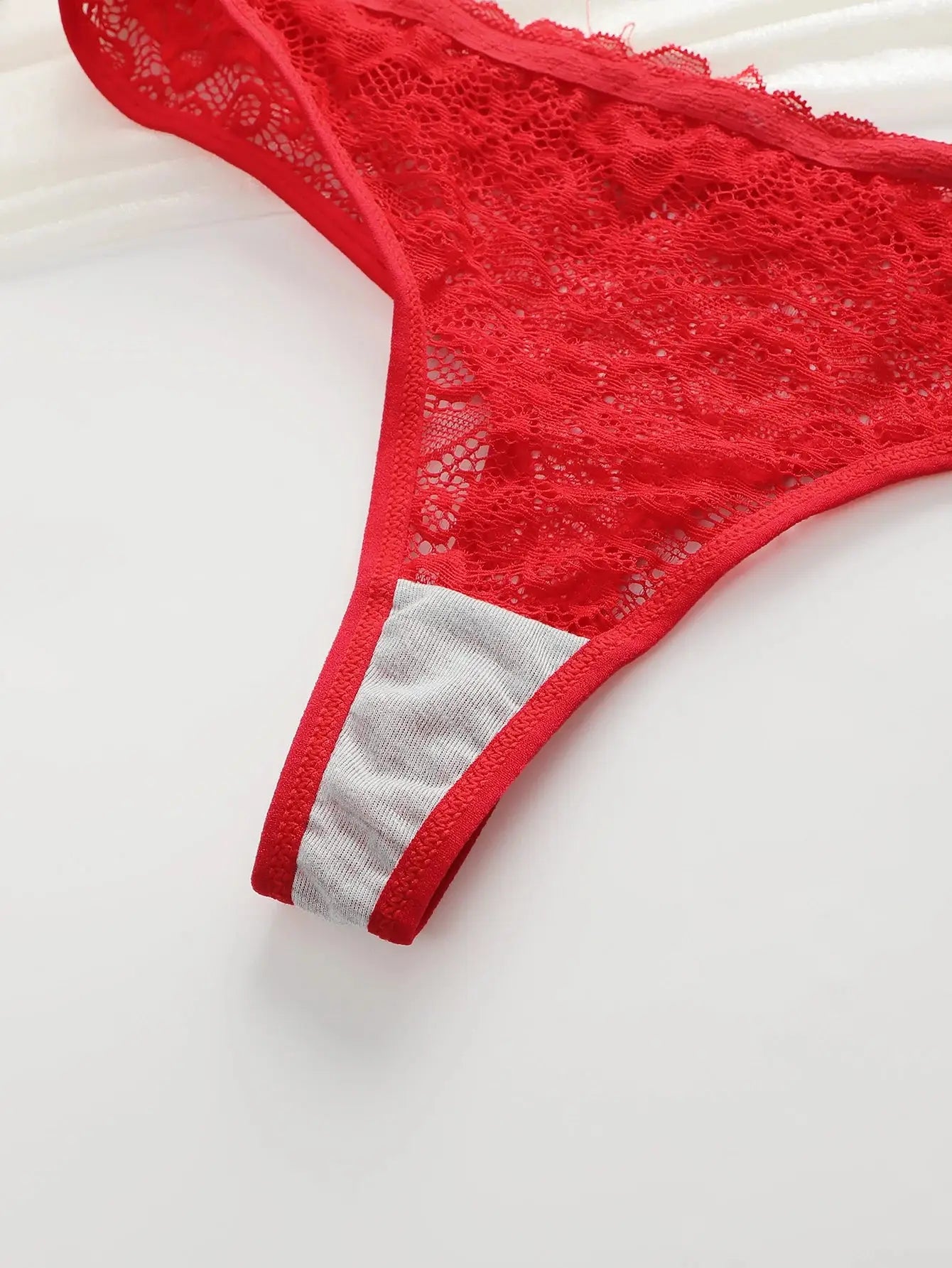 Ensemble de lingerie sexy en dentelle avec anneau en acier soutien-gorge quotidien Clickbing Market