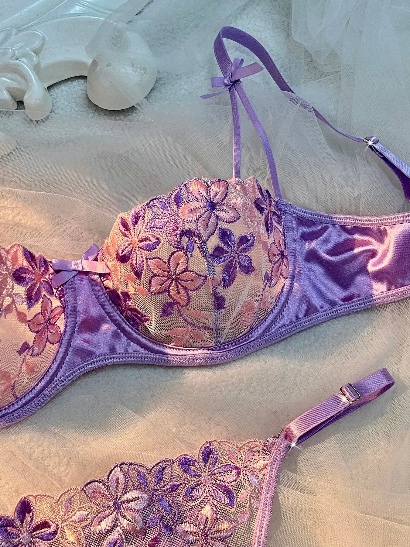 Soutien-gorge de Lingerie Sexy  la tentation d'une nuit séduisante Clickbing Market