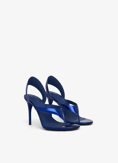 Sandales à talons aiguilles et bout ouvert