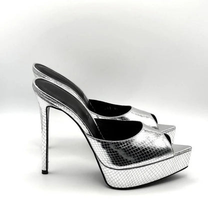 Chaussures à talons hauts