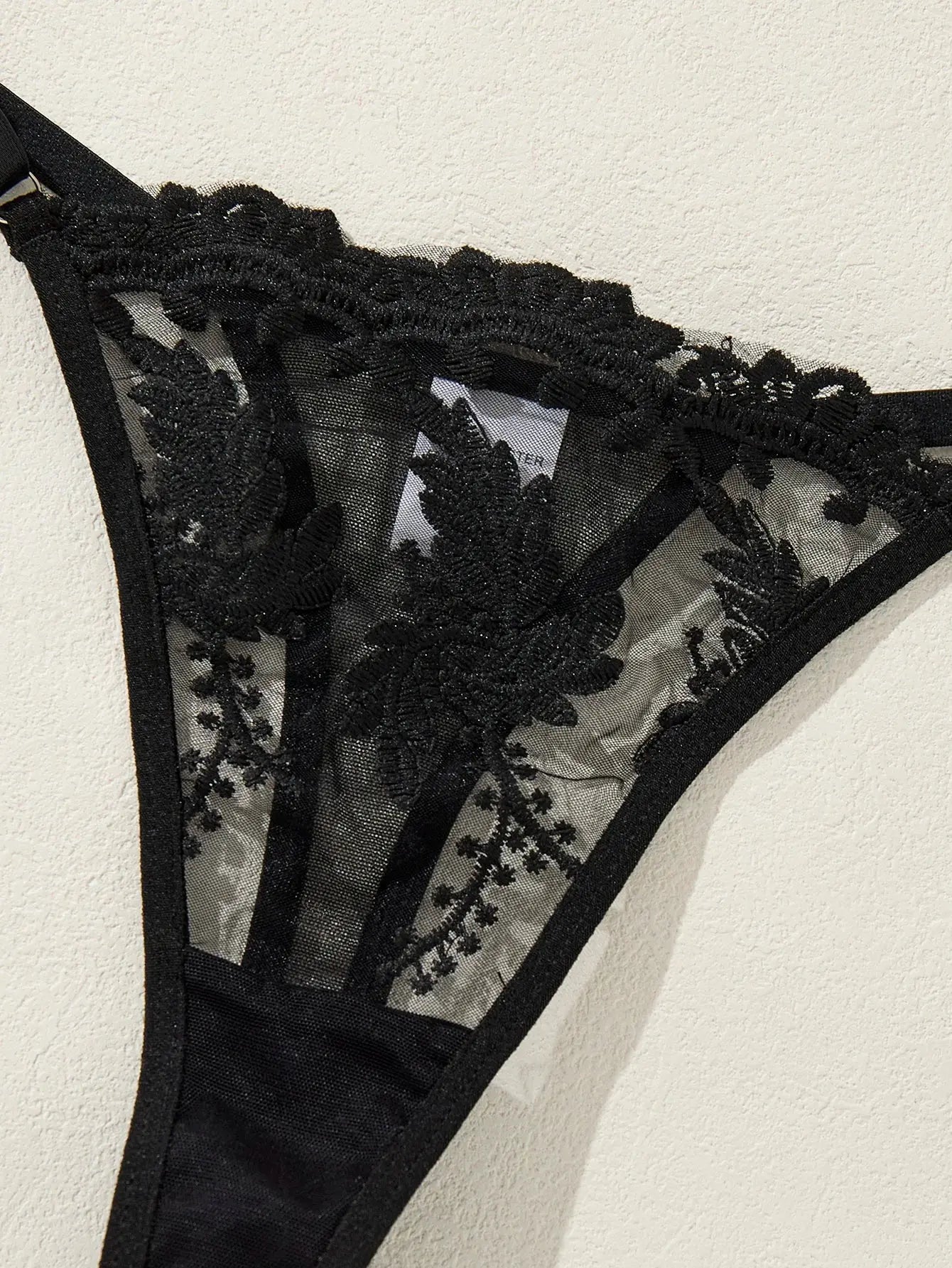 Chemise de nuit semi-transparente brodée style campagne rouge vin élégante et confortable Clickbing Market