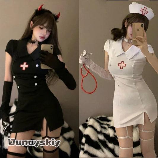 Costume noires et blanches du diable