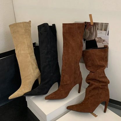 Bottes hautes chaussures à talons fins