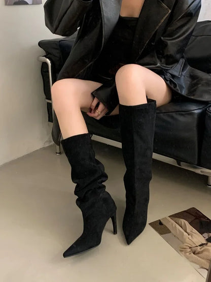 Bottes hautes chaussures à talons fins