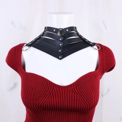Collier cuir ceinture rivets